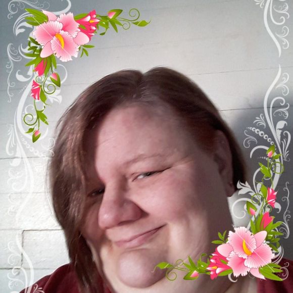 Meet your Posher, Tina - Picture 1 of 1